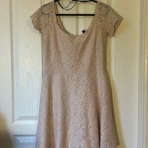Pale Pink Lace Spring Dress